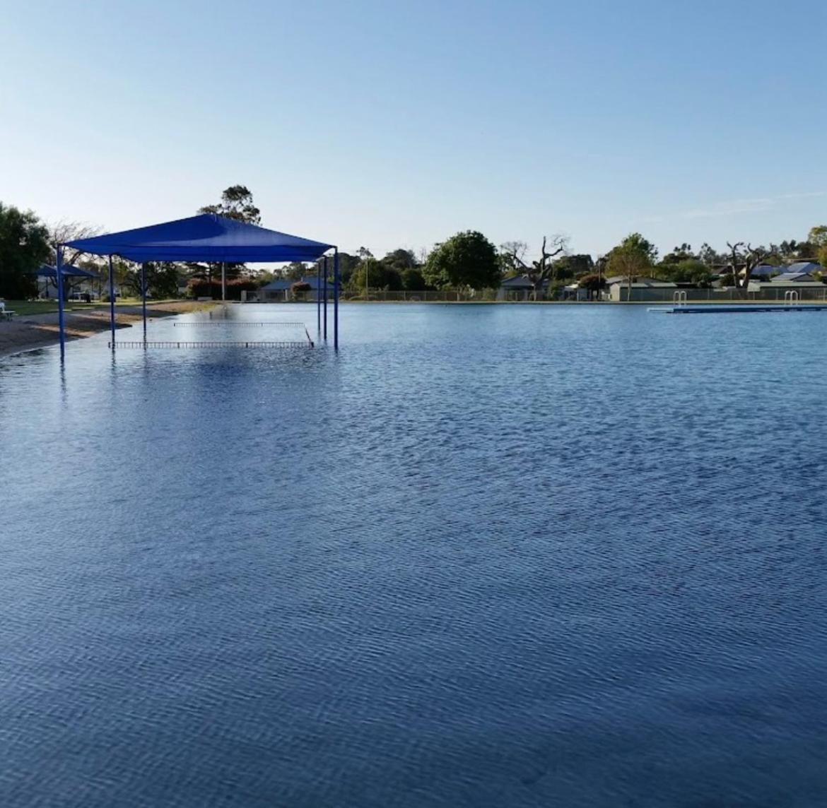 Millicent Lakeside Caravan Park Otel Dış mekan fotoğraf